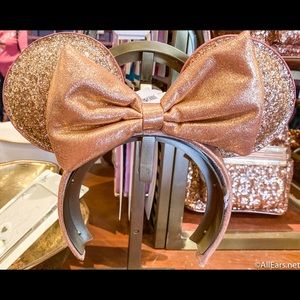 Minnie Mouse rose gold ears headband